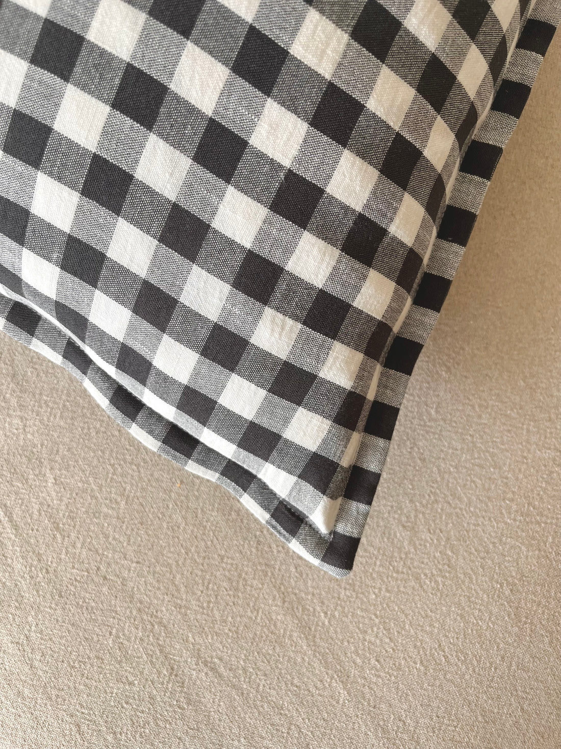 Funda Vichy Negro 50x50