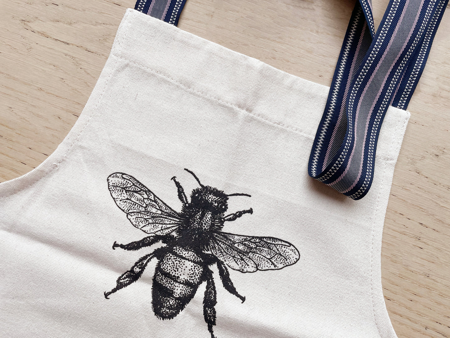 Delantal Bayona Abeja