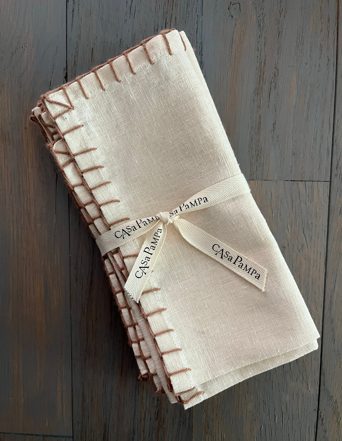 Servilletas de lino festón camel (set de 4)