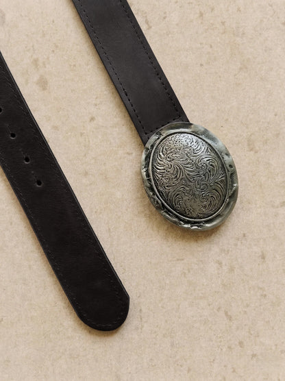 Cinturón de Cuero negro hebilla ovalada plata